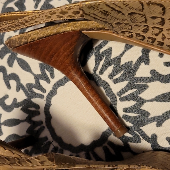 Vintage Pumps. - Picture 5 of 5